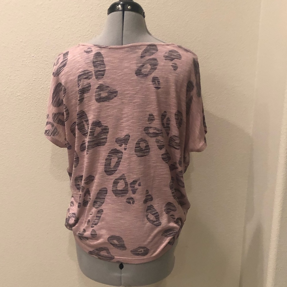 Chetah print blouse - Picture 2 of 2